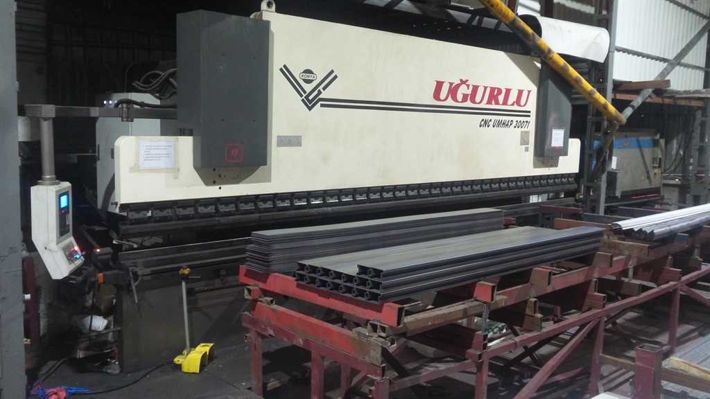 7 mt CNC 300 ton UĞURLU_1024x576